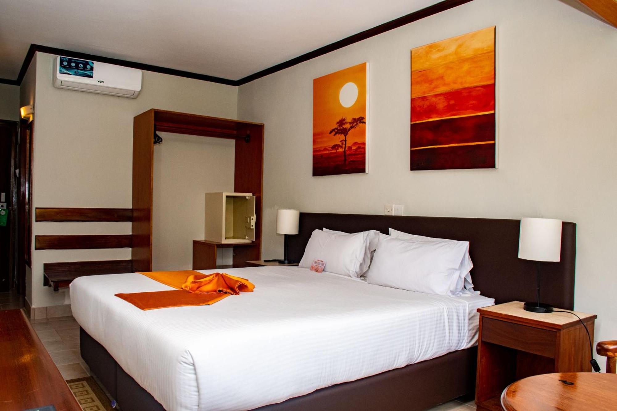 Hotel Boulevard Nairobi, City Centre Cbd Экстерьер фото